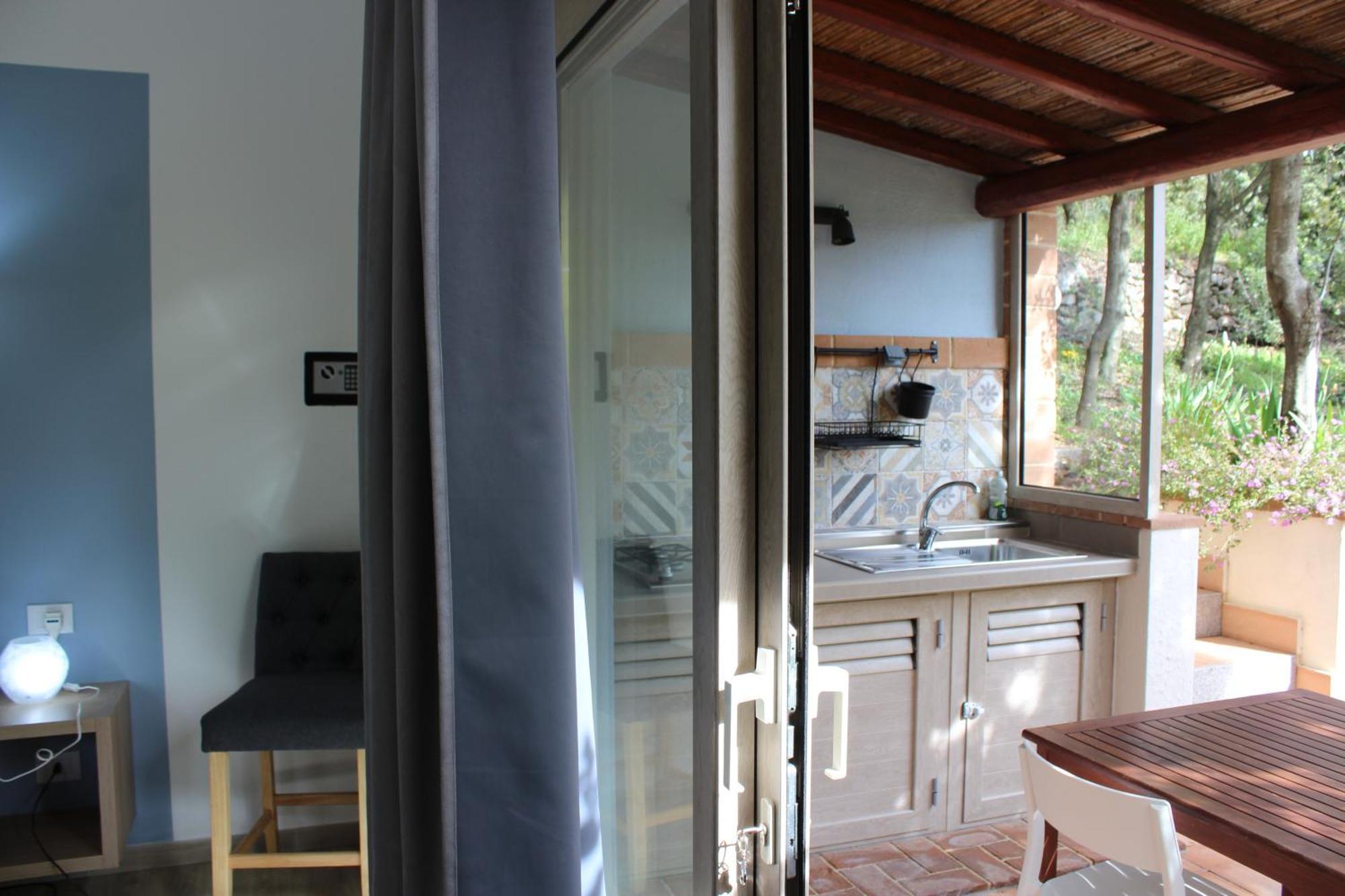 Casa Piredda Icore Iun R7749 *